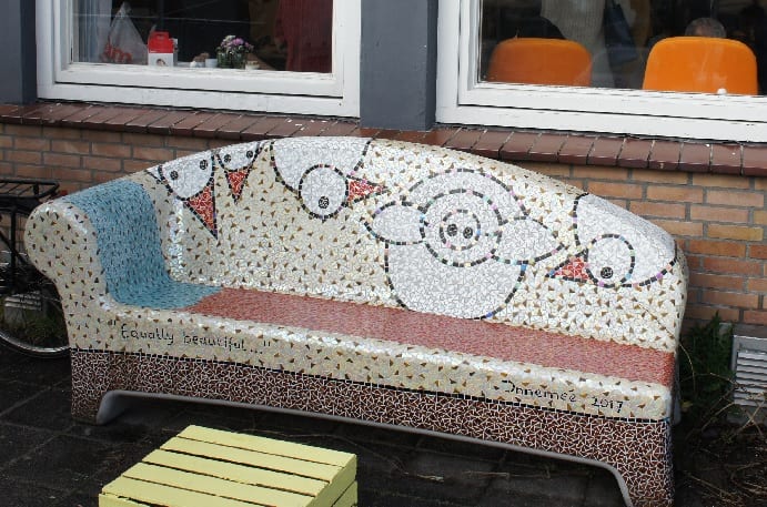 social sofa 2
