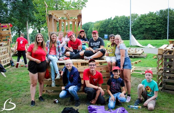 Hutten bouwen met kinderen