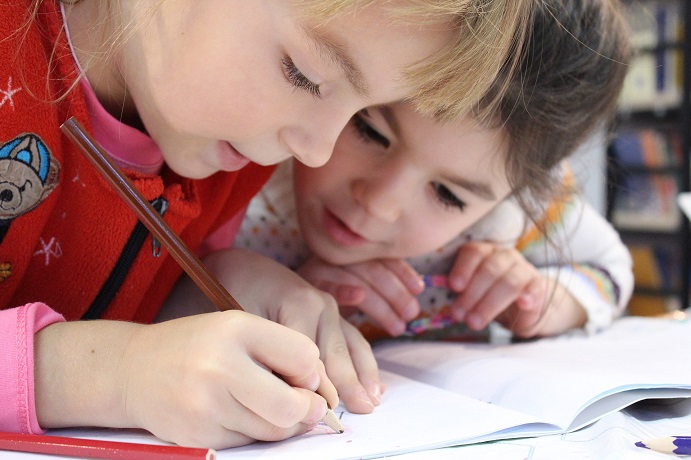 kids-691 458 Afbeelding van klimkin via Pixabay