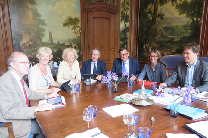 fonds-aan-tafel