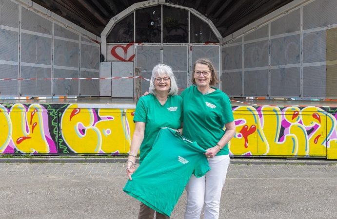 Titia en Sofi: een geoliede machine tijdens het Vondelpark Openluchttheater