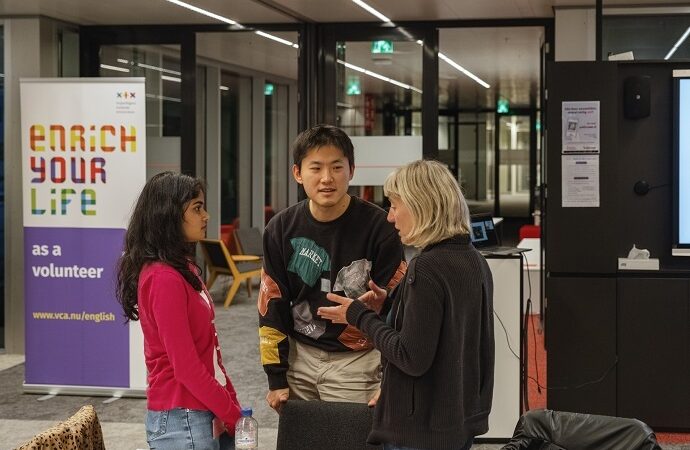 Terugblik op het Vrijwilligerscafé bij IN Amsterdam: inspirerende ontmoetingen en nieuwe verbindingen